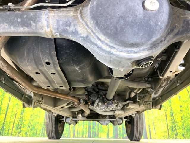 下回りがきれいなうちに、防錆加工の施工がオススメ。降雪地域はもちろん、沿岸部にお住いの方や、趣味でマリン・ウィンタースポーツをされる方にご好評いただいております。