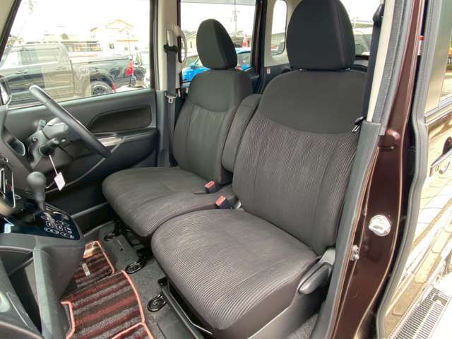 【室内】納車前にはルームクリーニングを行います！家族が使う車の様に、丁寧に清掃していきます！