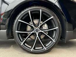 エムズスピードジュリアフルスロットル22インチアルミホイール装着！