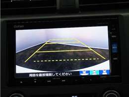◆バックカメラ◆リバースにするだけで映ります、後方の安全確認や、狭い駐車場での車庫入れ、雨の日や夜間など視界の悪い時に便利です！安全にバックする為には欠かせない装備です。