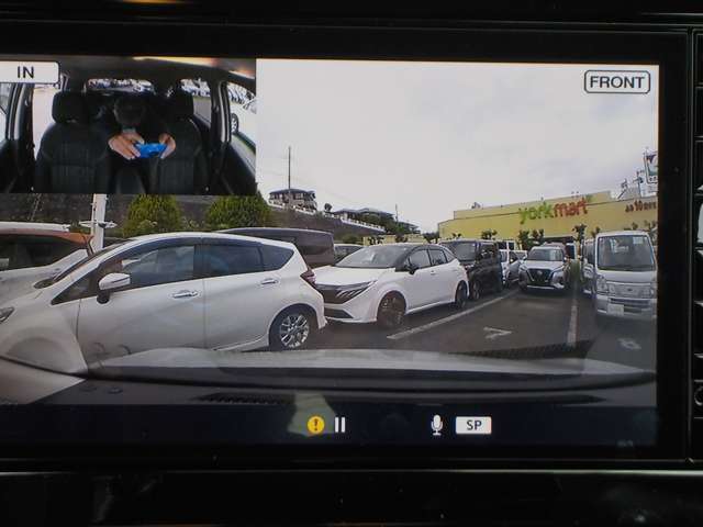 純正前＋室内ドライブレコーダー（DJ6）装備しております！駐車監視機能付で、エンジンを切った後でも録画可能でより安心です♪ナビ画面にて再生等が可能ですので、万が一の事故の際にもその場で確認可能です☆