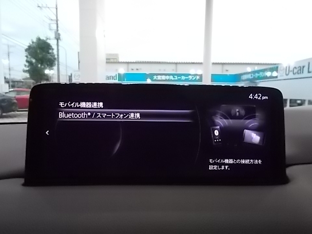 Bluetooth接続やスマートフォンとの連携が可能です。