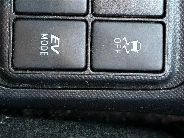【運転席操作部】快適なドライブを楽しむための機能が装備されています！運転席から触れるので、使いやすいです！除菌プランいれていただくと、さらに清潔で安心していただけます！