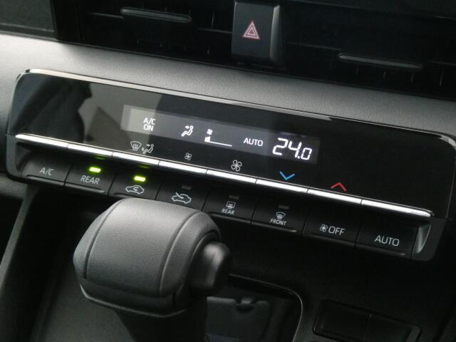 オートエアコン、ワンタッチで快適空間☆★