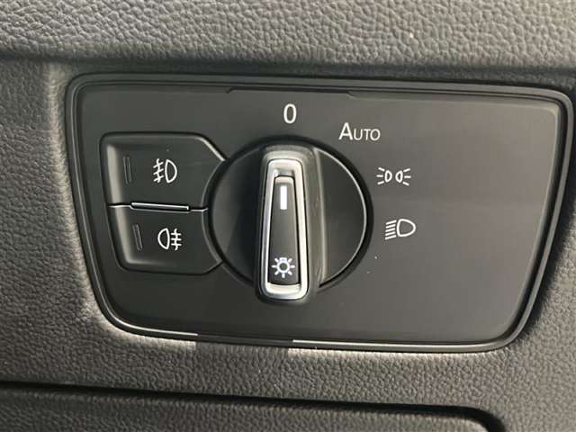 メンテナンスパックはご購入時だけのお得な点検・整備パック(有償)。点検コースと車検コースがございます。詳しくは店舗コーディネーターまでお問い合わせ下さい。