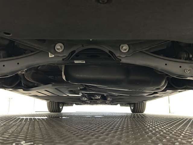 LIBERALAは、輸入車選びの新たなスタイルを提案するインポート・セレクト・ブランドです。オーナー様となる方がクルマから直接感じる感性を第一にした、最良の一台との出会いをコーディネートいたします。