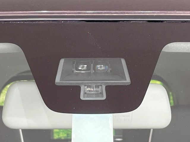 【スズキ　セーフティサポート】走行中に前方の車両等を認識し、衝突しそうな時は警報とブレーキで衝突回避と被害軽減をアシスト。より安全にドライブをお楽しみいただけます。