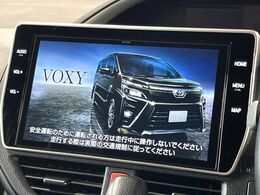 【純正10型ナビ】人気の純正ナビを装備。オーディオ機能も充実しており、Bluetooth接続すればお持ちのスマホやMP3プレイヤーの音楽を再生可能！毎日の運転がさらに楽しくなります！！