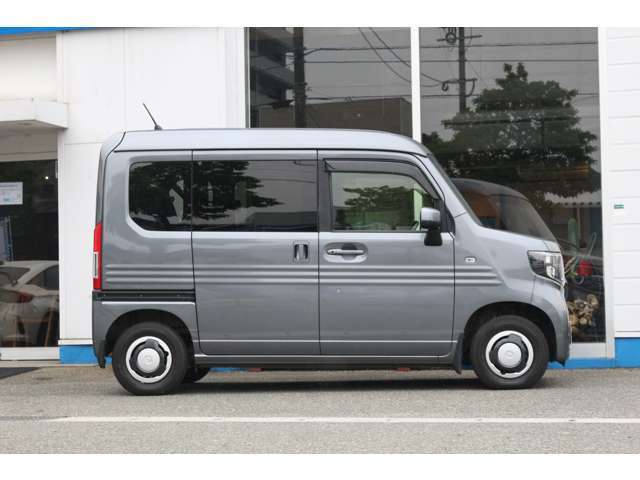 ◇ユーザー様から買取した車両を直接店頭で販売する事により、流通にかかるコストをカットし、この価格帯を実現しました！厳選した車両のみを販売していますので品質にも自信あります！