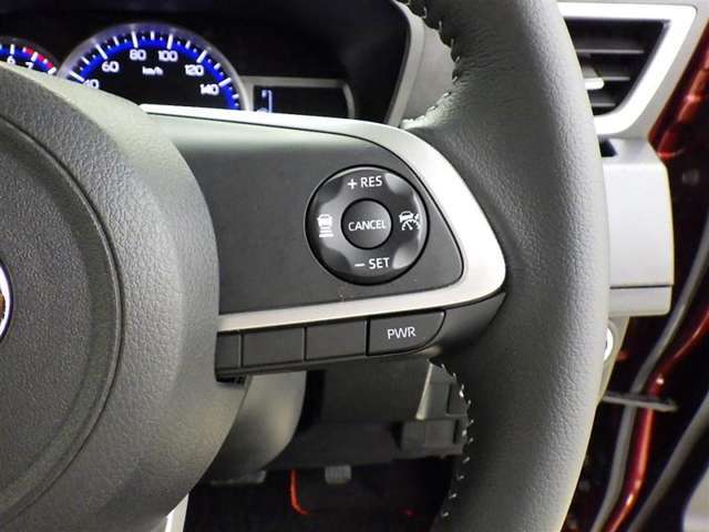 クルーズコントロール☆高速道路などの長距離走行で活躍！一定の速度で走ることができアクセルを踏むことなく走ることができます