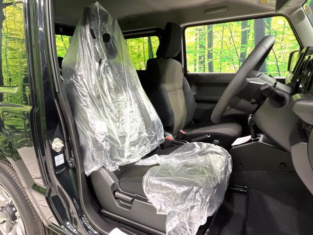 もちろん車内はキレイです♪よりクリーンな状態をキープしたいお客様には『ナノゾーンコート』がおすすめ！新型コロナウイルス対策や、除菌・消臭に効果を発揮し多くの方にご好評いただいております。