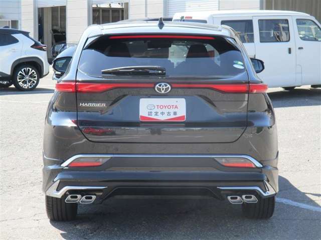 国家整備資格を取得しておりますメカニックが、大切なお客様のお車をご納車に向けて整備致します♪