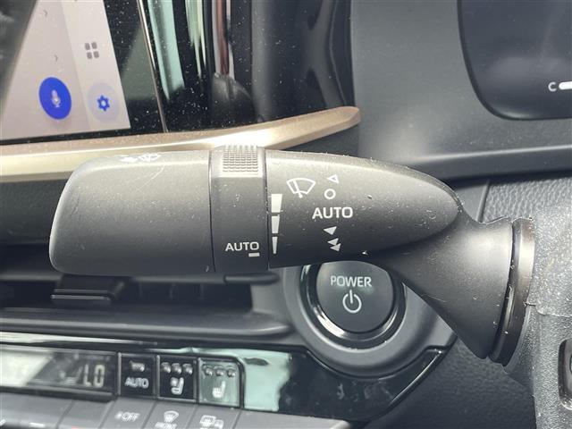 納車前に内外装のクリーニングをいたします。各種コーティング（別途有料）もご用意しておりますので、是非ご相談ください。