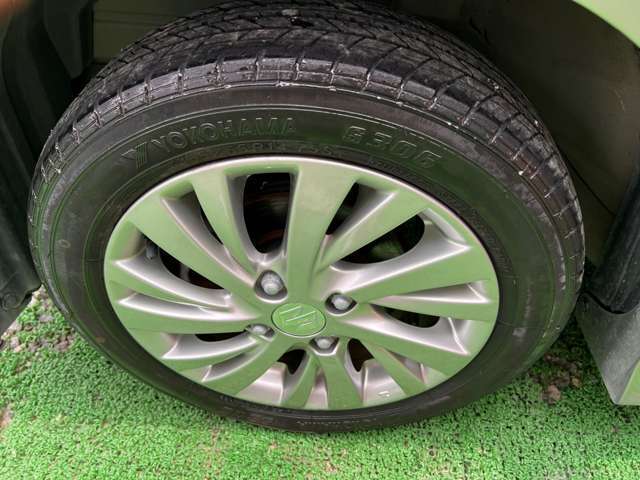 当社で販売する中古車は、自社工場で徹底的に点検・整備した上で、お客様へ納車しております。納車後の車検やアフターケアなどもおまかせください