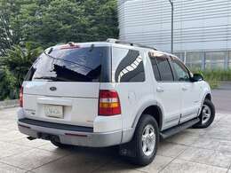 旧車・ネオクラシックカーの「専門知識」「保有在庫」の豊富さから多くのメディアより取材協力のご依頼を頂戴しております。ネオクラシックカーが初めてのお客様もご安心ください。自社の認証整備工場も完備です。