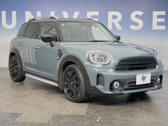 ●無料付帯の保証の他、安心の最長3年・走行無制限保証（有償）をご用意。輸入車を安心してお楽しみいただける様、保証内容も充実はもちろん、無料点検＆オイル交換やロードサービスも付帯しております。