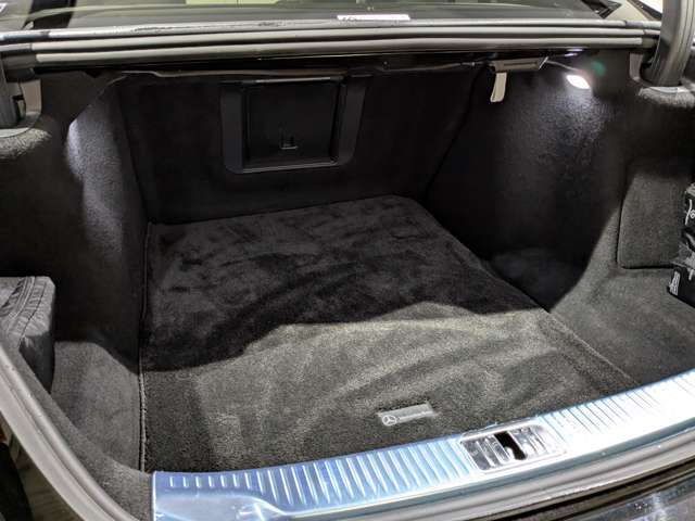 当店ではお客様ひとりひとりに丁寧なご対応を心がけておりますため、予約制とさせていただいております。