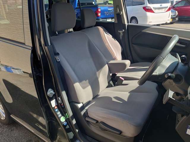 ☆内外装、綺麗な車です。是非、お客様の目でお確かめ下さい。