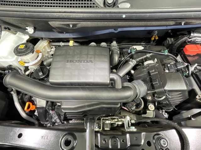 親切・丁寧な専門メカニックスタッフが応対！・車検・点検整備・事故等の修理などアフターサービスも安心。お車のカスタマイズもネクステージのサービススタッフまでご相談ください！
