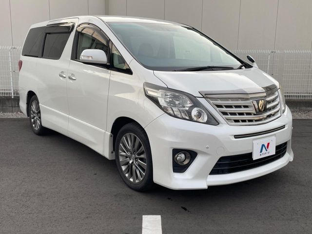 大好評のボディコーティング「弾スプラッシュコート」もご納車までに施工可能。通常のガラスコートと異なる、耐久年数6年の無機質ガラスコーティングが、ボディをキレイな状態に保ってくれます。