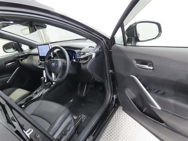 【禁煙車の定義】当店の定義・・・☆タバコ臭くない事☆コゲがない事☆灰皿等の喫煙器具が未使用の事　以上3項目をクリアした場合【禁煙車】と表示します。（現状を表しています。過去の事は、断定できません。）