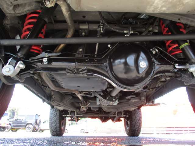 ＜リフトアップ車＞　＜社外グリル＞　7型ナビ＆テレビ　ドライブレコーダー　ビルトインETC　16インチアルミ＆タイヤ　運転席＆助手席シートヒーター　スマートキー　プッシュスタート　スズキセーフティー