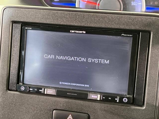 【ナビゲーション】使いやすいナビで目的地までしっかり案内してくれます。各種オーディオ再生機能も充実しており、お車の運転がさらに楽しくなります！！