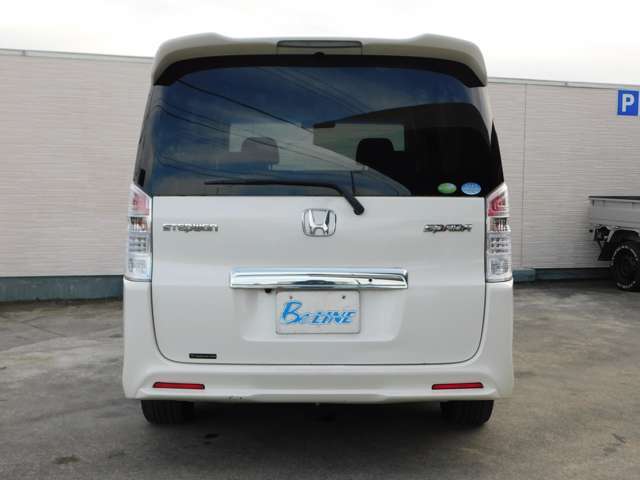 ★自社板金工場もありますので鈑金塗装もお任せください！オールペン等も可能で御座います！