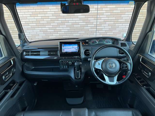 弊社は、全車輛、御成約後に内装の清掃を行います！御納車迄に、時間をかけてお客様に喜んでもらえるよう、内装クリーニングさせて頂いております！