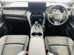 【インパネ全体】全方位で視界が広く、高い目線で運転もしやすいです！