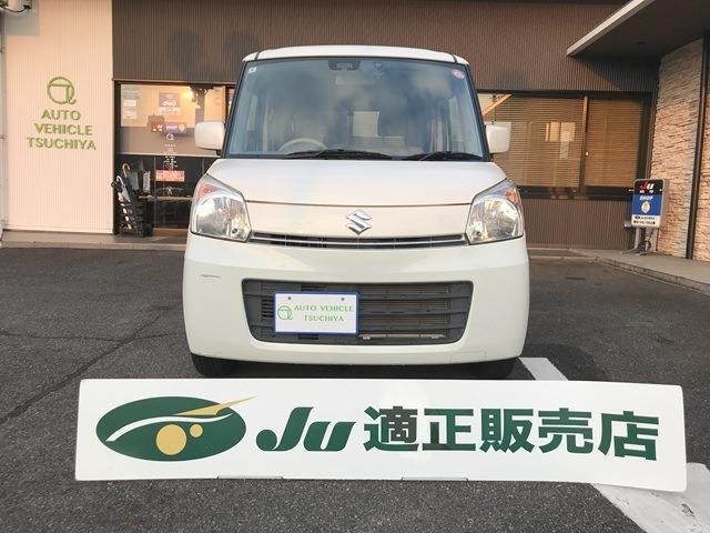 平成26年式、走行距離約2.1マンkのワンオーナー車です。前のオーナー様が大切に使用されたので状態は内外装ともに綺麗です。