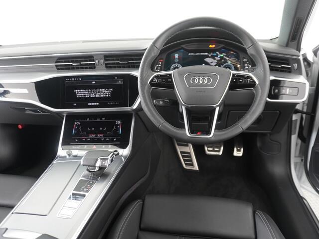 Audiのインテリアはエクステリア同様、優れたデザイン性とクオリティ、そして機能性を兼ね備えております。