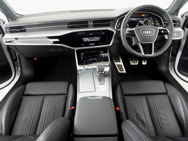Audiのインテリアはエクステリア同様、優れたデザイン性とクオリティ、そして機能性を兼ね備えております。