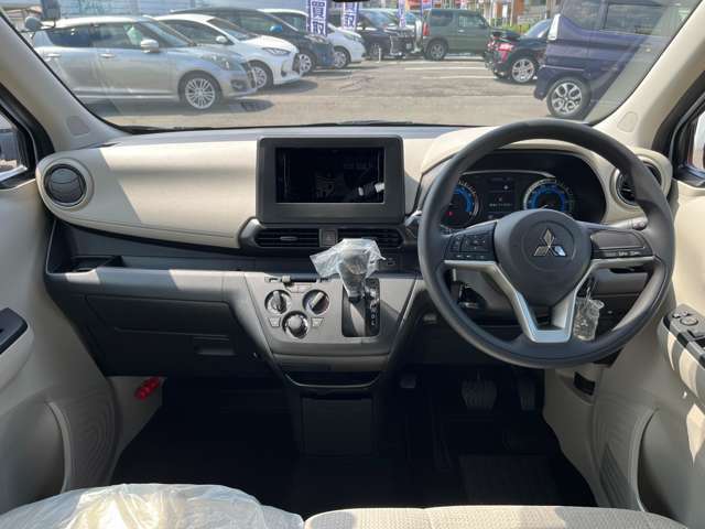 創業55周年！！在庫台数10，000台！！お探しの車が必ず見つかる！！安心して購入できる！！埼玉県入間市上藤沢881-1TEL04-2963-9211　FAX04-2963-9212