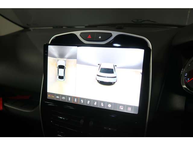 ●『360°カメラ』安心で便利な360°カメラ装備済みですので、全周囲確認や車庫入れも安全・快適です☆