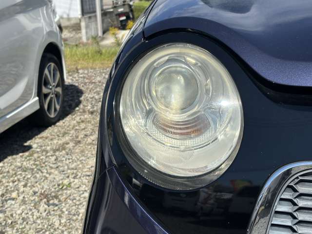 当店の在庫は仕入れにこだわりを持ってます！ミニバンは両側電動スライドドア、7人乗り、後席モニター、セダンではサンルーフ、革シート、ハーフレザーシート、その他でもETC、バックカメラ、ナビなどを各車装備