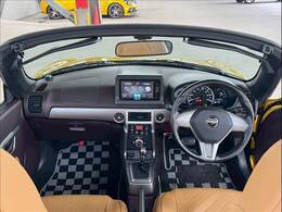 【SDナビ】多機能なモデルです。最新ナビもお取扱いございます。こだわりの機種などございましたらご相談ください。