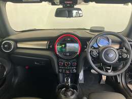 ★お車のお見積りと合わせましてMINI自動車保険のお見積もご用意できます。MINIオーナー様へ向けたMINIディーラーだけの特典がございますMINI自動車保険につきましてもお気軽にご相談下さい。