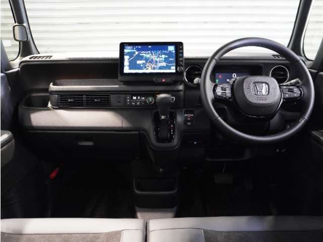 【指定工場】を併設しており、車検・点検整備もお任せ下さい。ホンダ車を知り尽したエキスパートサービスエンジニアがご対応させて頂きます。