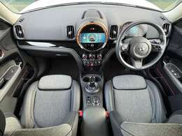 LIBERALA野々市の物件をご覧いただきまして誠にありがとうございます。心ゆくまでおクルマ選びをお楽しみください。