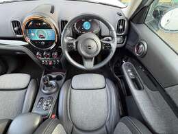 LIBERALA野々市の物件をご覧いただきまして誠にありがとうございます。心ゆくまでおクルマ選びをお楽しみください。