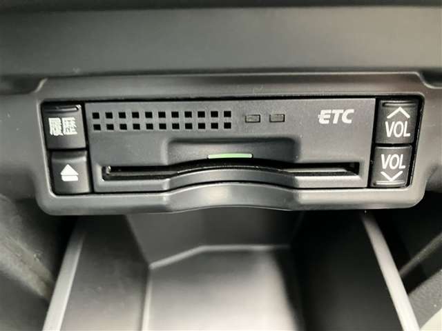ETC装備。料金所の通過がスムーズにできます。