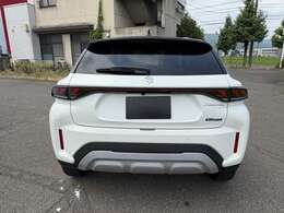 室内展示場を完備しておりますので、天候の悪い日でもゆっくりと車両をご覧下さい。