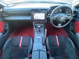 グループ総在庫数約30，000台！！全国の系列店からメーカー・車種問わずご紹介出来るので、あなたにピッタリのお車が見つかるはずです♪まずはお問い合わせ下さい☆