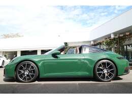 オプション5，285，000装備です。