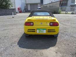 お客様の立場になって考え行動することをモットーにしています。