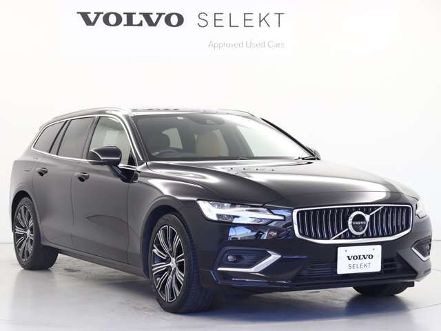 「VOLVO SELEKT CAR]は車歴や走行距離、さらに内外装・機関において、厳格な基準をクリアしたボルボ認定中古車です。