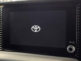 【8インチ　ディスプレイオーディオ】大画面のディスプレイはAppleCarPlayやAndroidAutoが利用可能。大きな画面でスマホナビアプリ等が利用いただけます♪