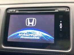 【メーカー純正ナビ】インテリアに溶け込むスタイリッシュな「専用設計」メーカーナビを装備♪視認性や操作性など基本性能にも優れ、より上質なカーライフをお楽しみいただけます。