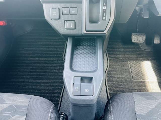 電子パーキングです。
